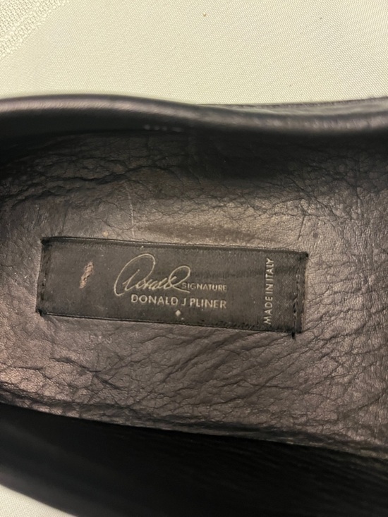 Donald J. Pliner Black Leather Slip-On Loafers with Red Beaded Pattern size 10 main image 4